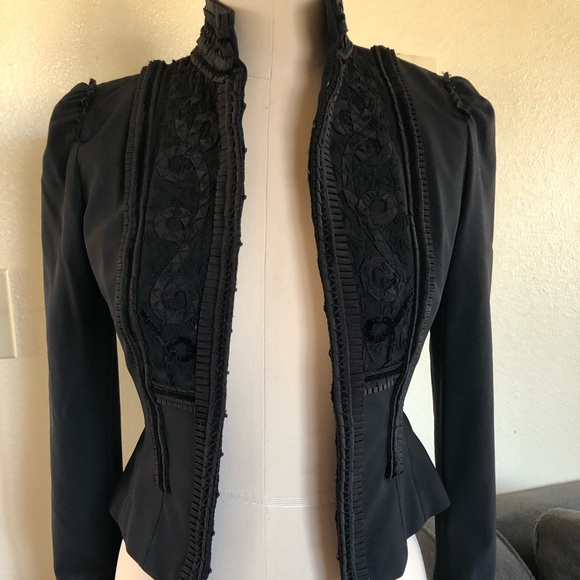 Blazer - Picture 8 of 8